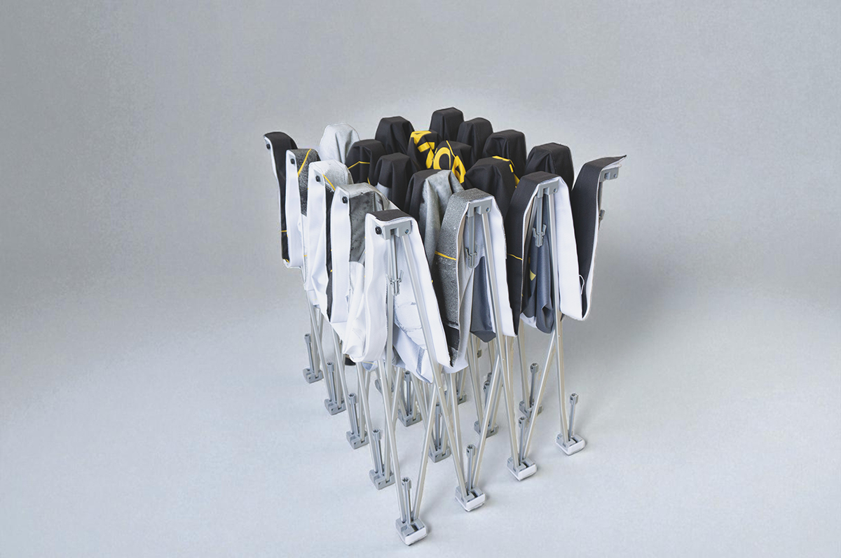 POP Up Pressewand zusammenfalten