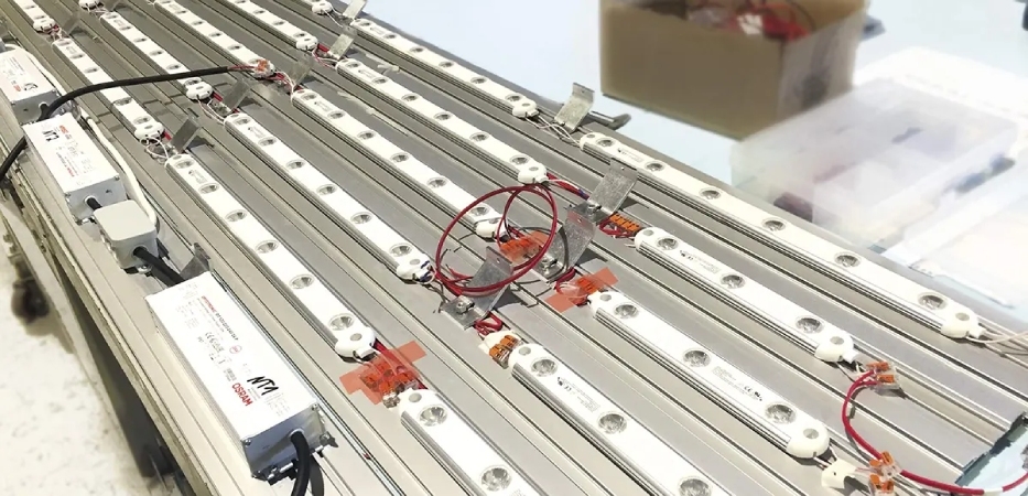 Textilspannrahmen Handarbeit