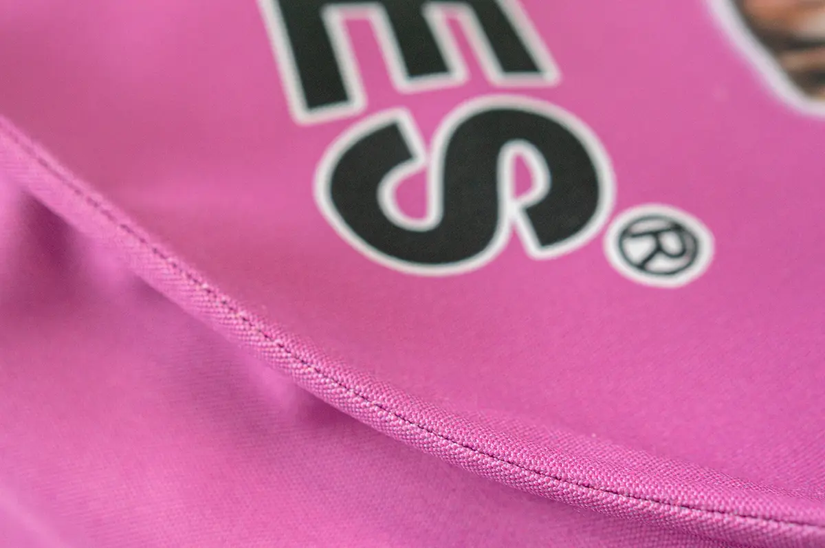 Nahaufnahme bedruckte Sitzkissen