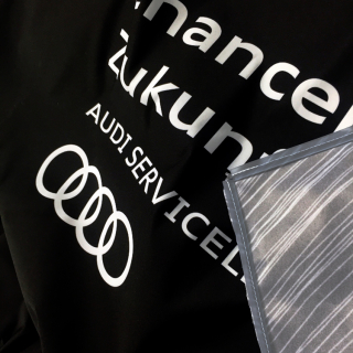 Dekotex 220, 100% PES, ca. 210 gr/qm, matte Oberfläche, B1